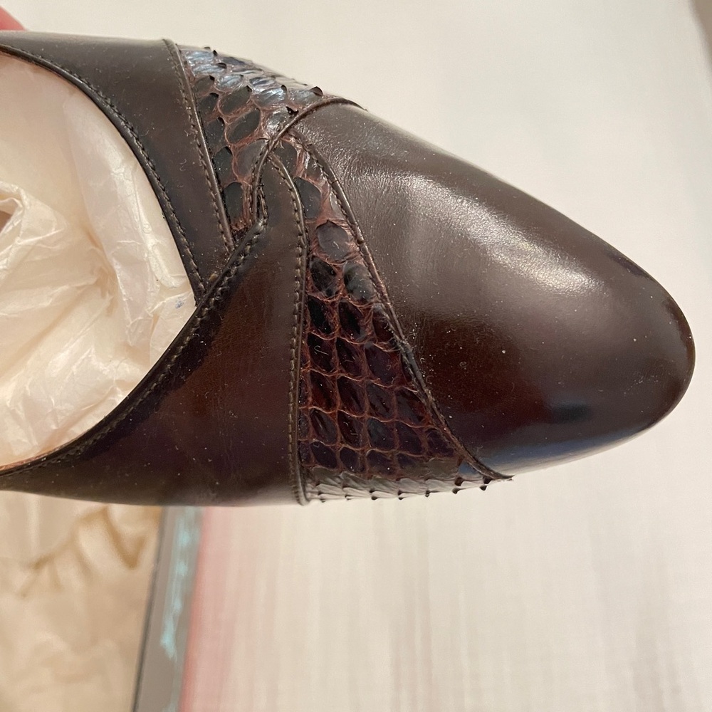 Ferragamo Brown Leather Women's Heels 9 1/2 - Picture 3 of 6